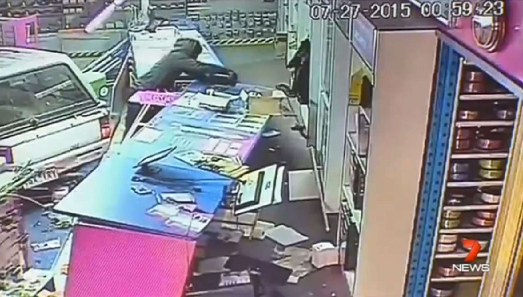 The Maclock device securing an iPad to the counter upended the plans of this thief.