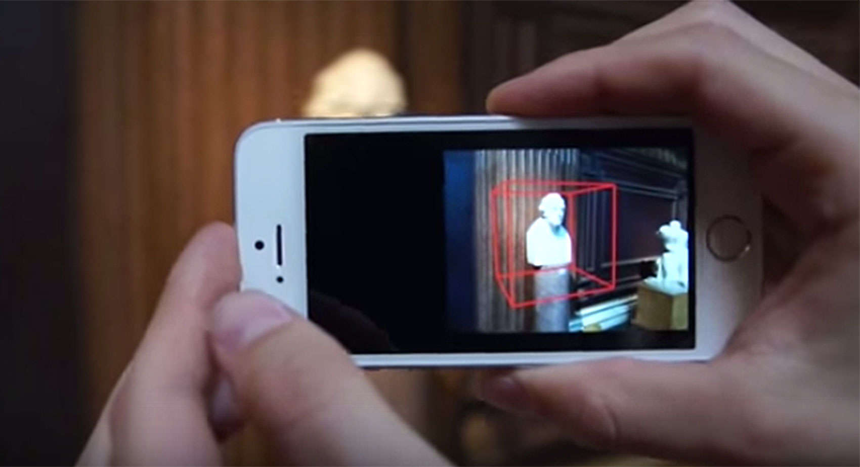 Microsoft has developed an app that can turn the smartphone camera into a 3D scanner.