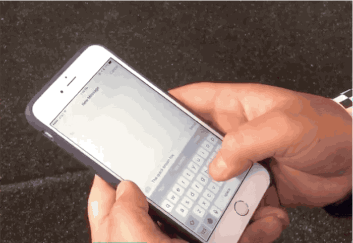 Selecting text on the iPhone 6s is ridiculously easy.