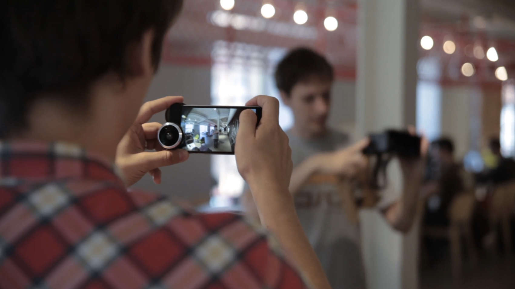 Shot aims to bring virtual reality recording and viewing to the iPhone.