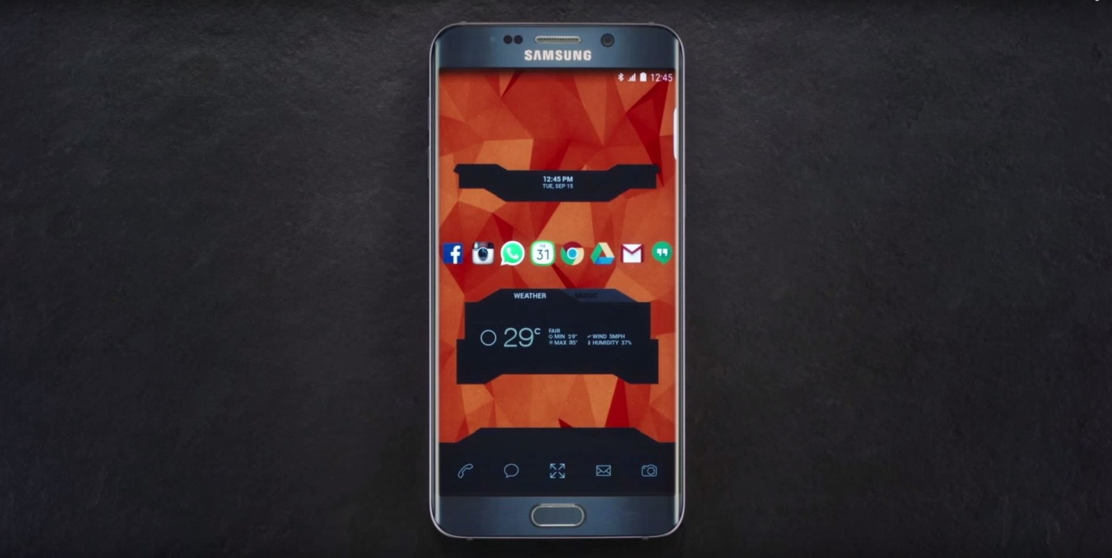 samsung-reminds-iphone-users-they-cant-customize-ios-image-cultofandroidcomwp-contentuploads201509Galaxy-customization-jpg