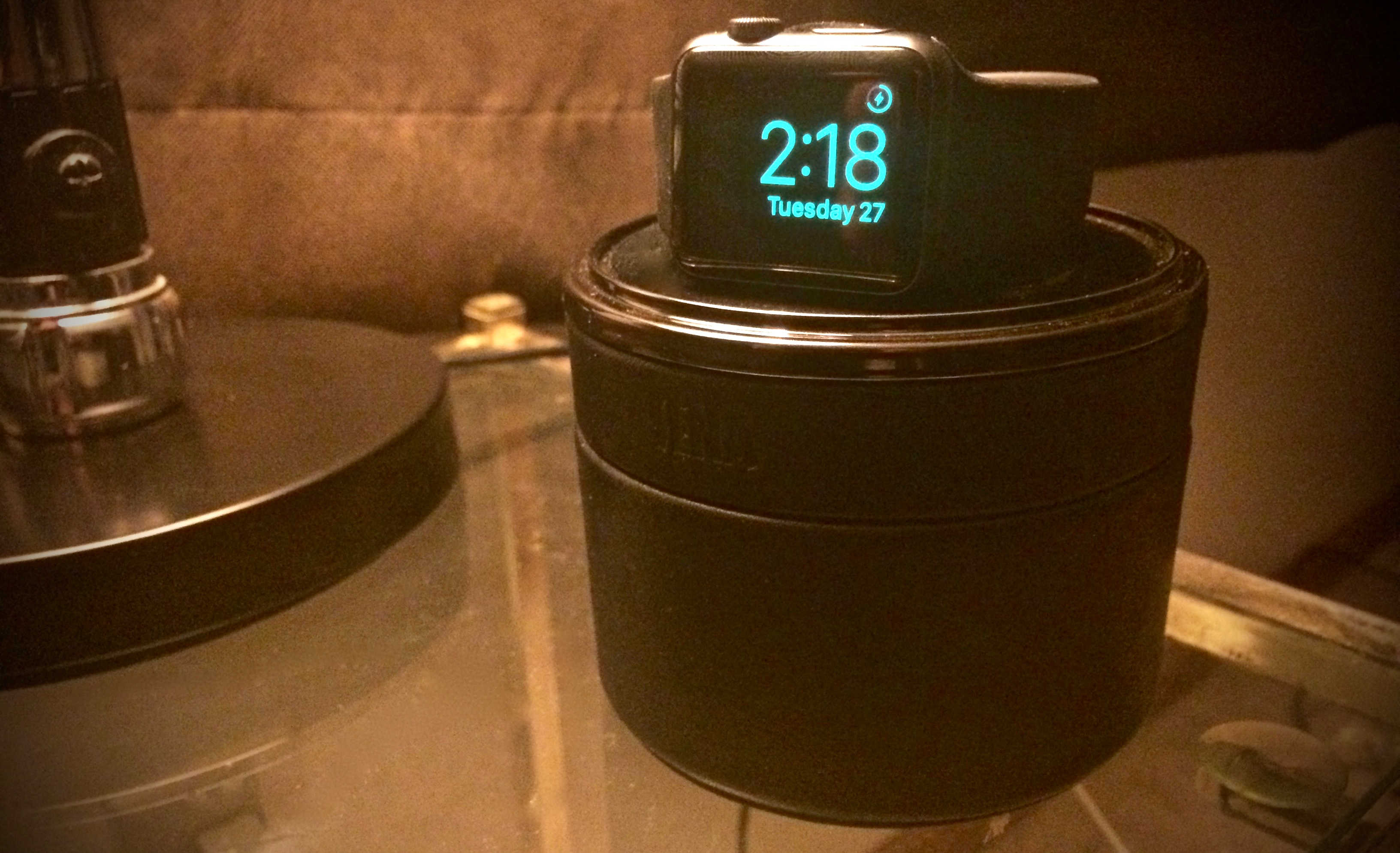 Sena Apple Watch stand
