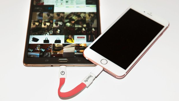 How to charge your iPhone from your Android.