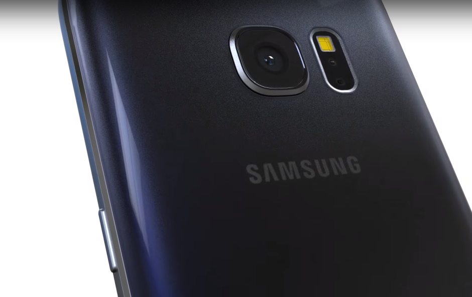 samsung-galaxy-s7-could-try-to-steal-the-4-inch-iphones-thunder-with-a-march-11th-release-image-cultofandroidcomwp-contentuploads201601Galaxy-S7-concept-940x591-png