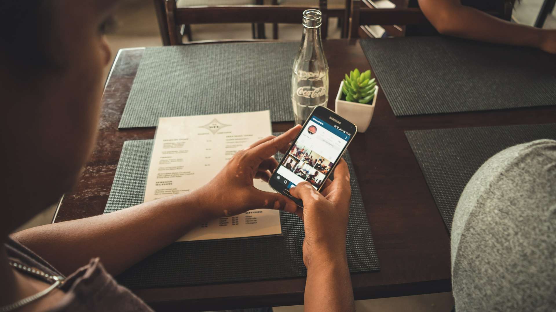 Find out when your pals post before anyone else.