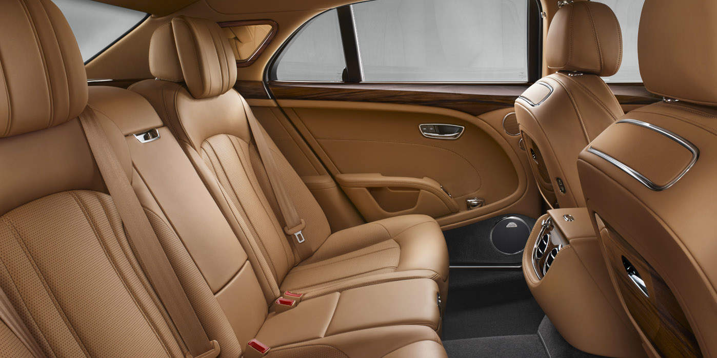 This is the luxurious interior of the Bentley Mulsanne, Jony Ive's chauffeur-driven car.