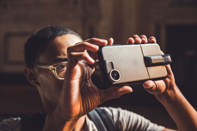 Otterbox’s modular case offers speakers, battery, memory card and more.