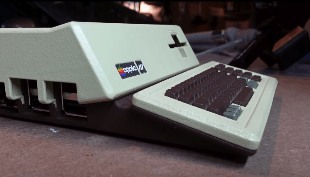 Apple-III-Raspberry-Pi-case