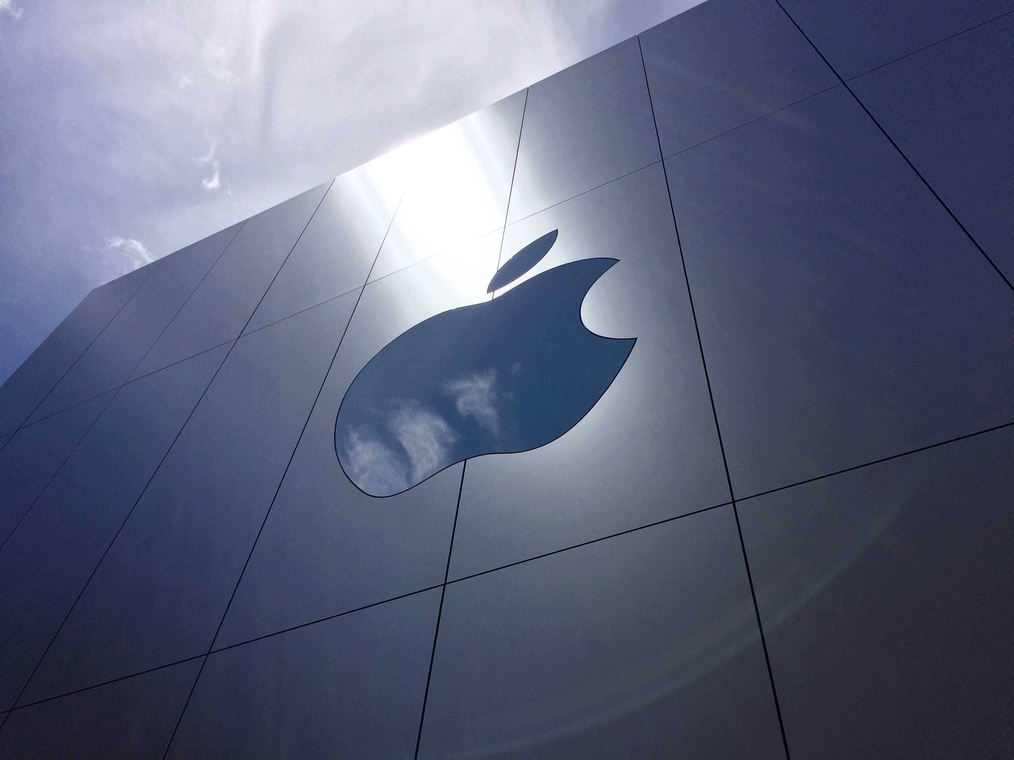 Apple sign