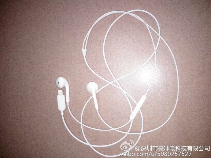 Leaked EarPods with Lightning