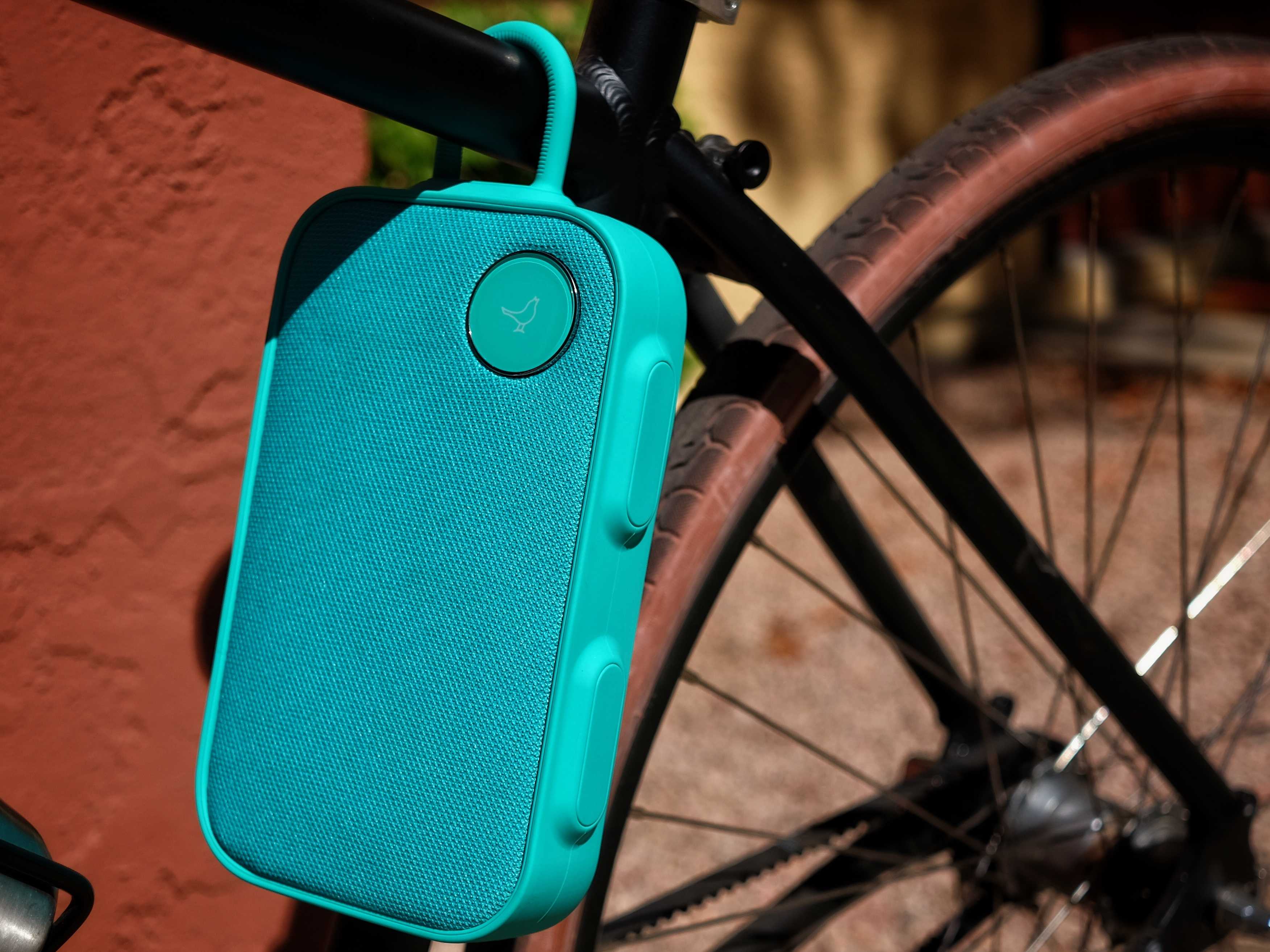 Libratone One Click portable bluetooth speaker