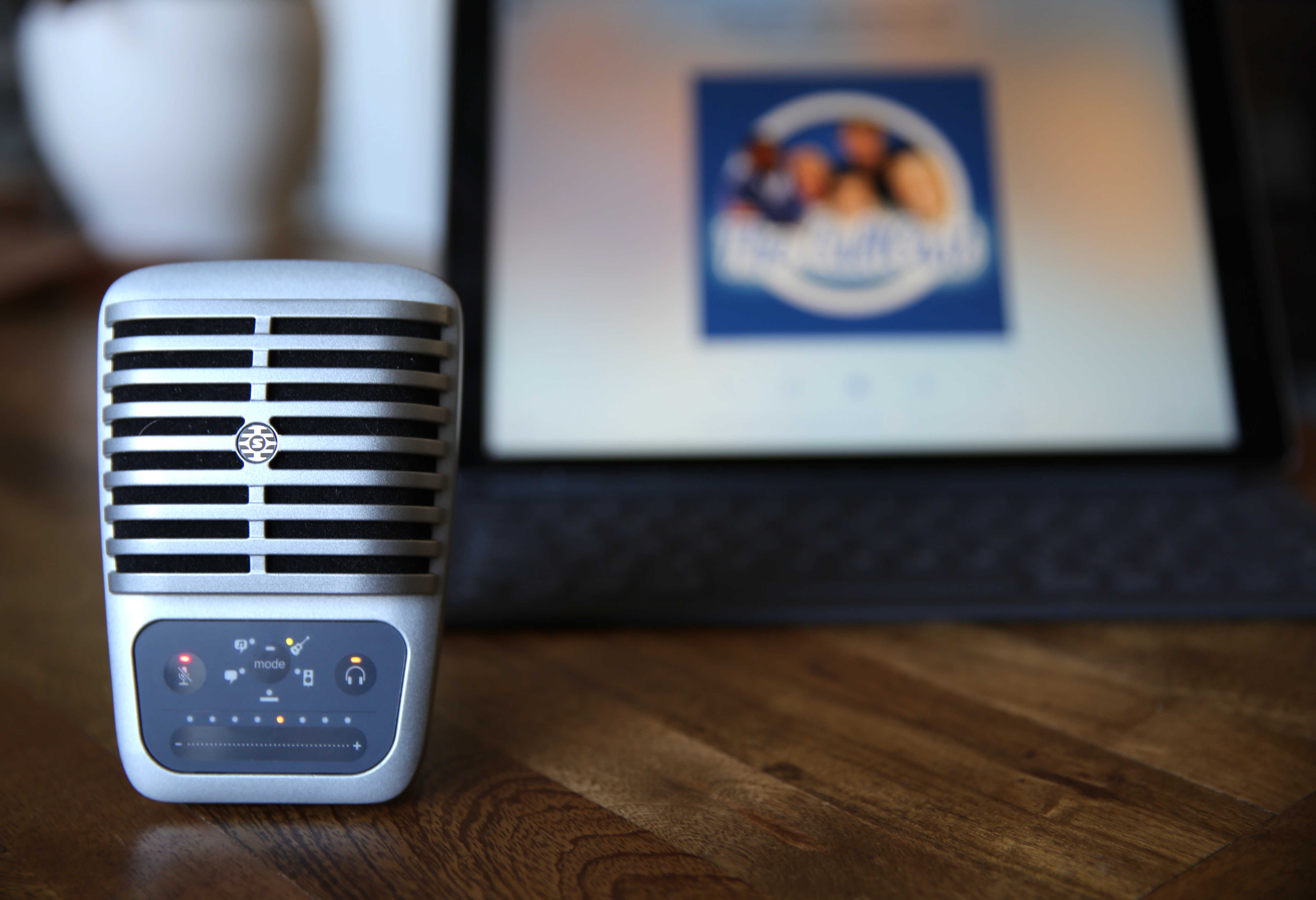 Shure MV51 microphone