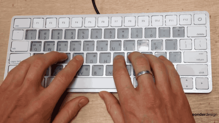 keyboard-eink