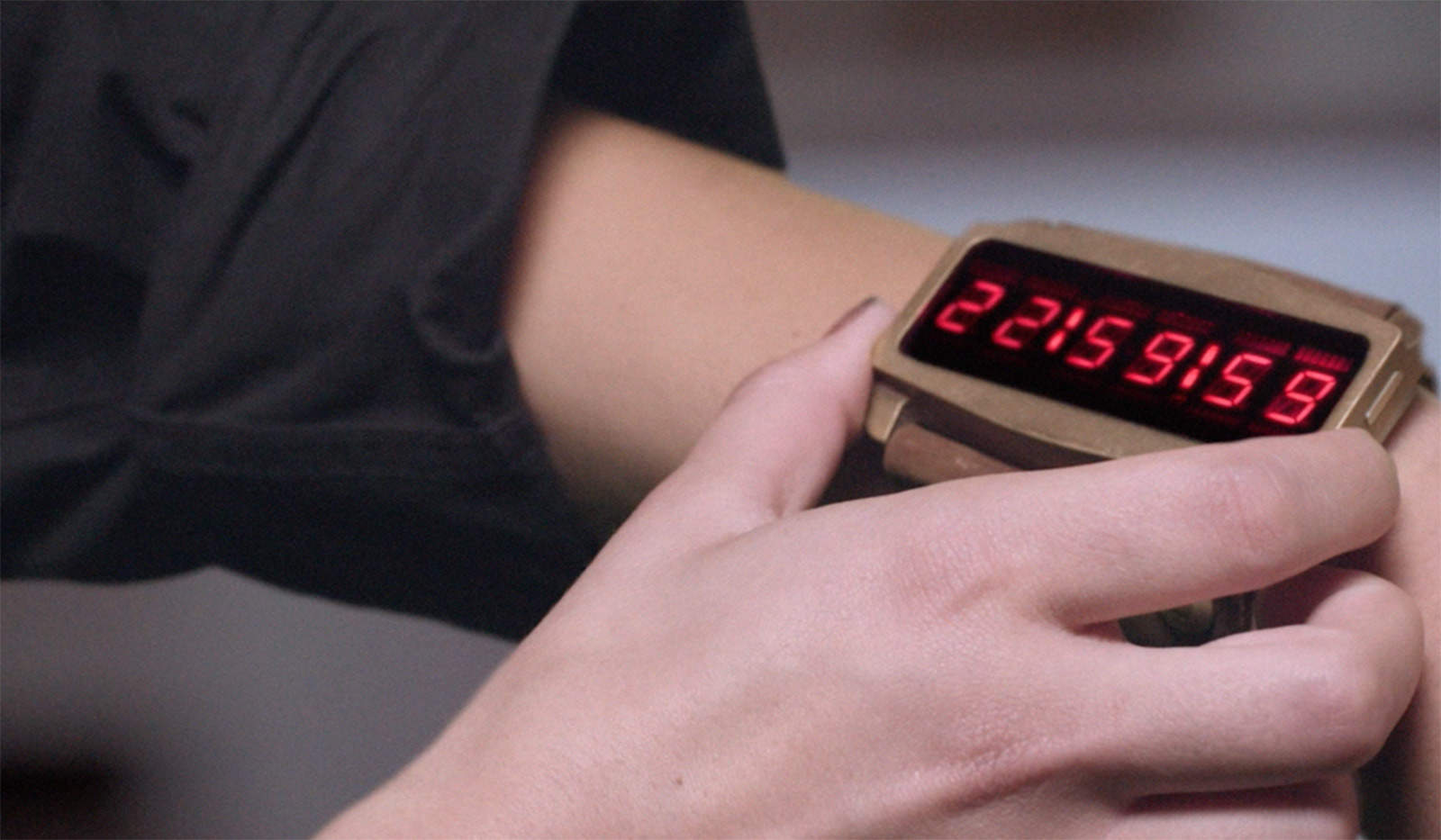 Lifeclock One makes you Snake Plissken-chic.