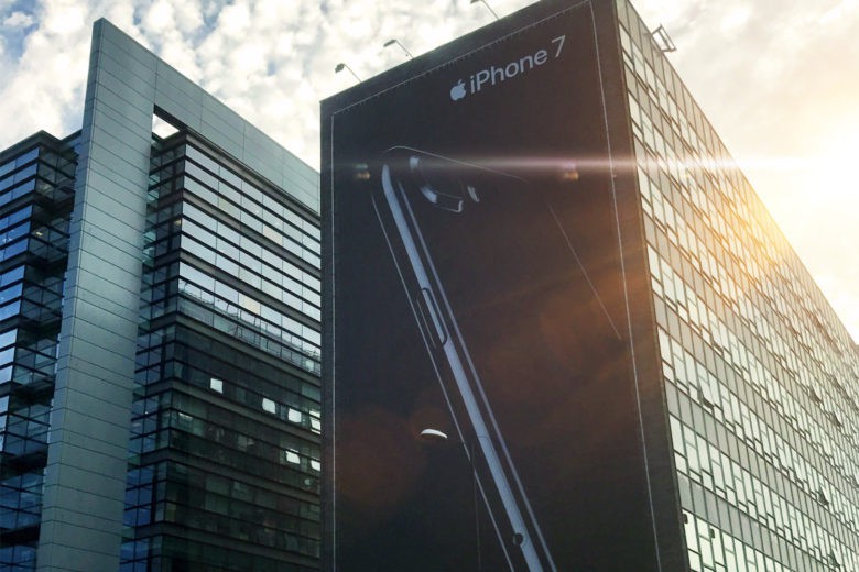 people are switching from Android to iPhone than before.