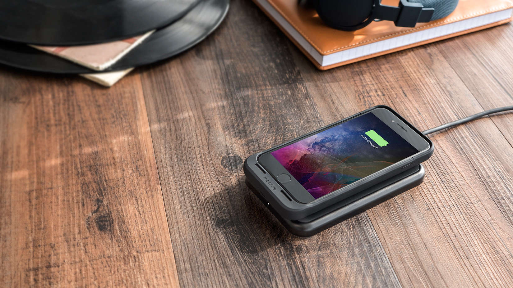 Juicing a dead phone is what the mophie juice pack does best.