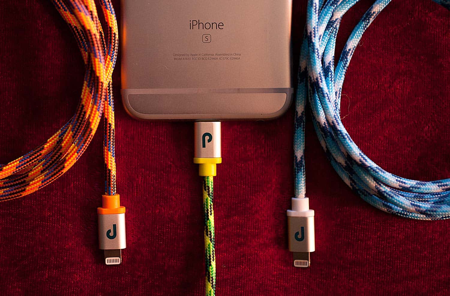 Paracable, hard to chew but quick to charge.