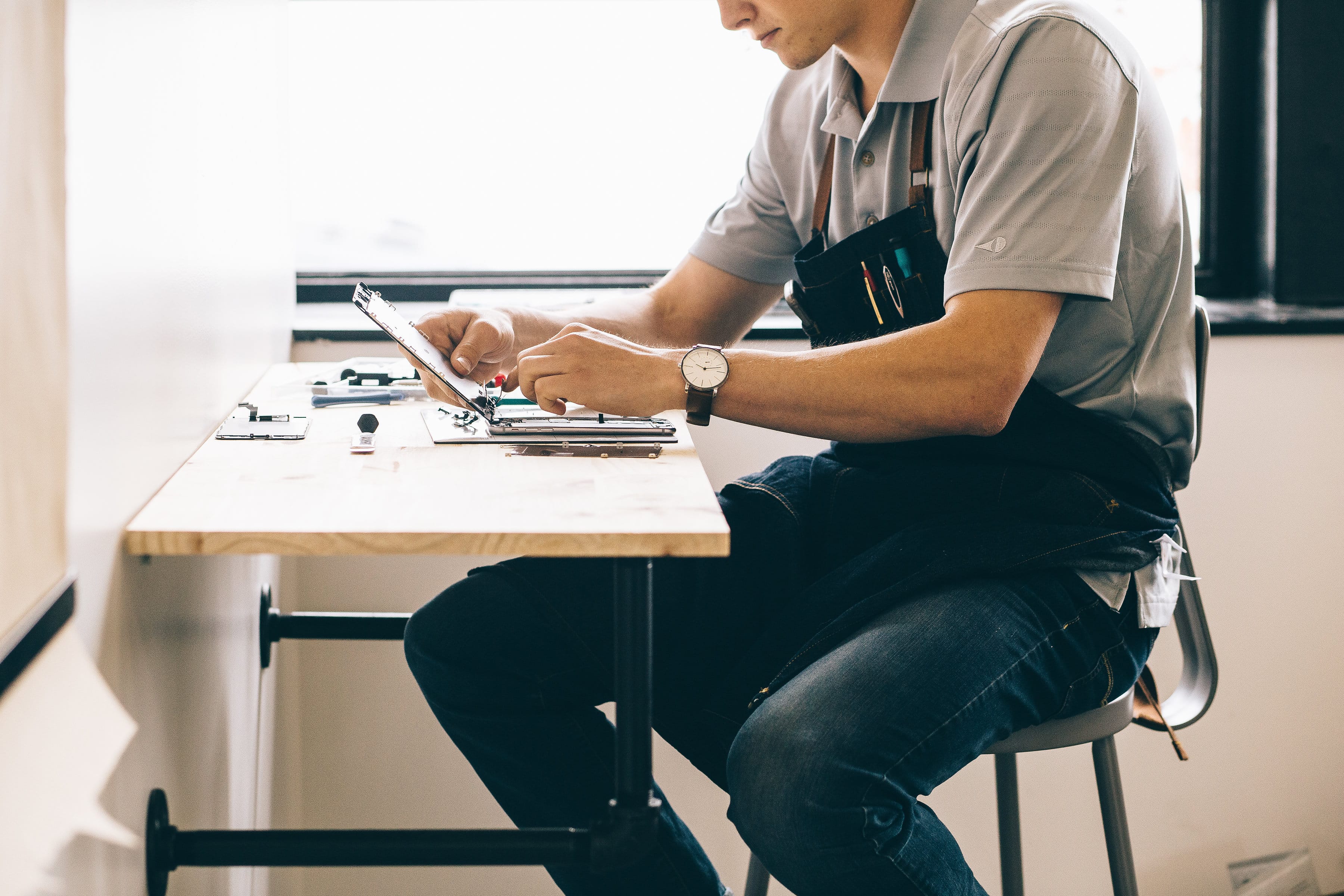 The high-quality, personalized service your device will receive with our new repair program!
