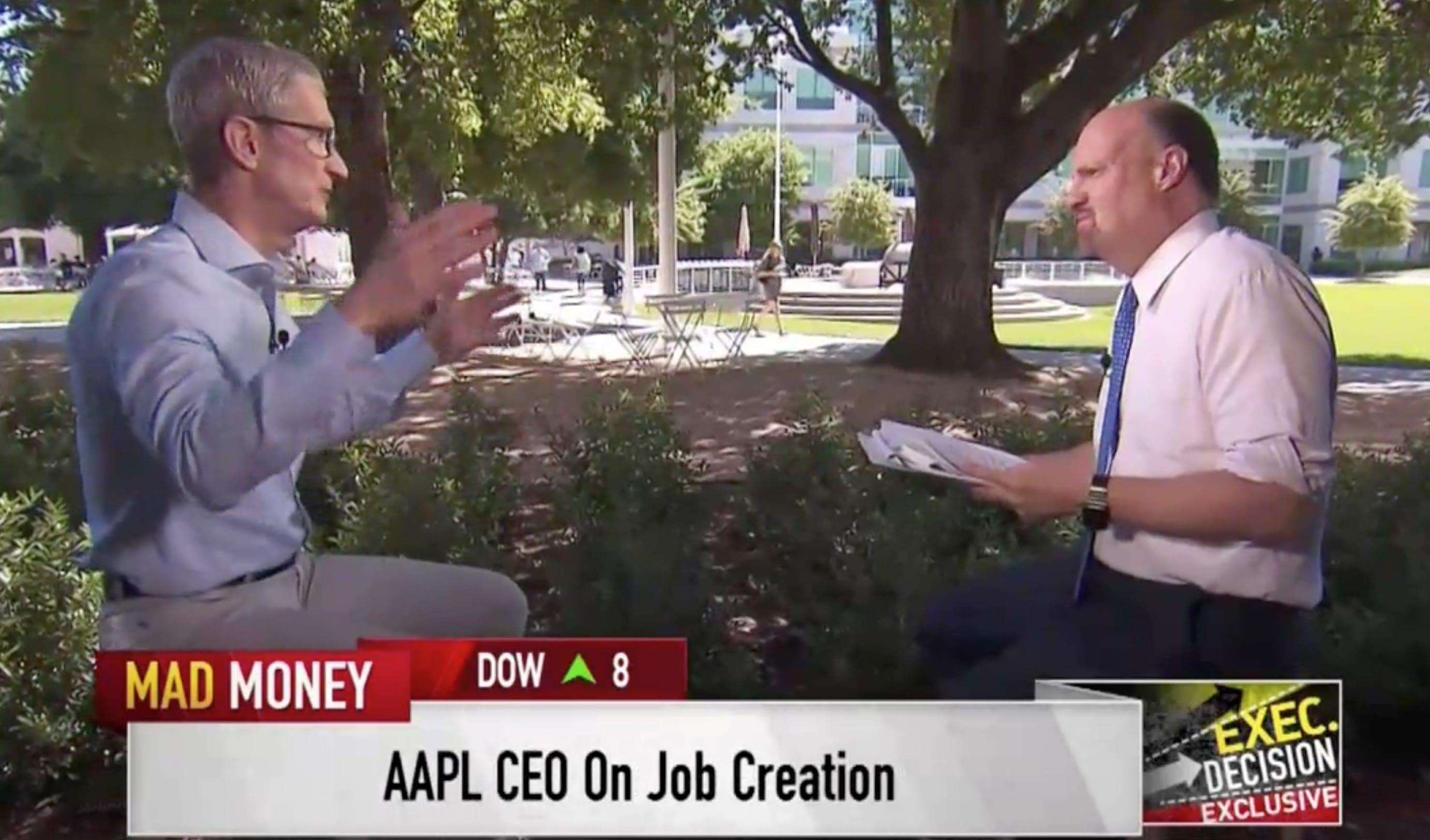 Apple wants to help spark a manufacturing boom in the US.
