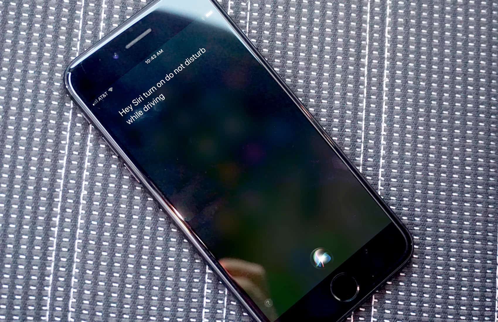 The iPhone's home button could be going away.