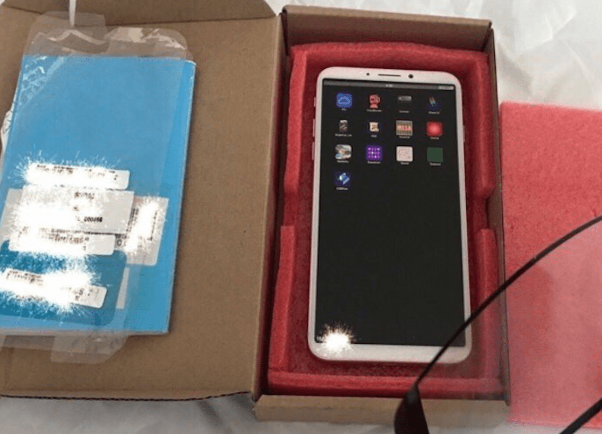 iPhone 8 prototype