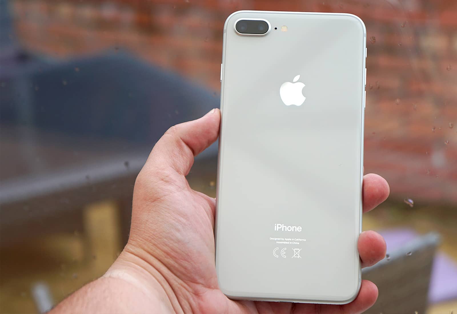 iPhone 8