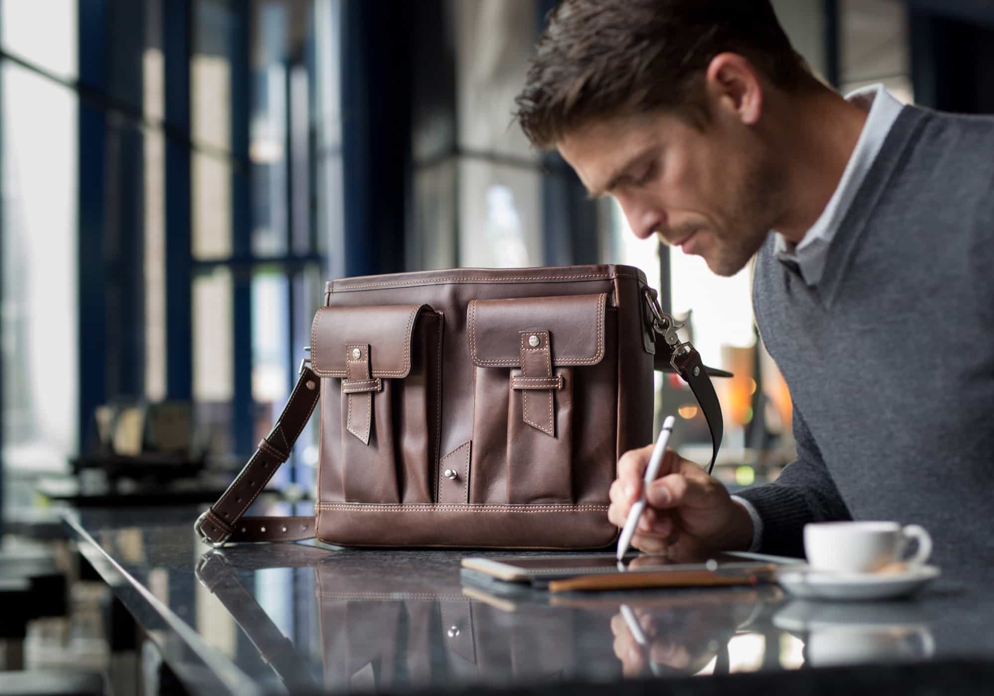 pad and quill attache
