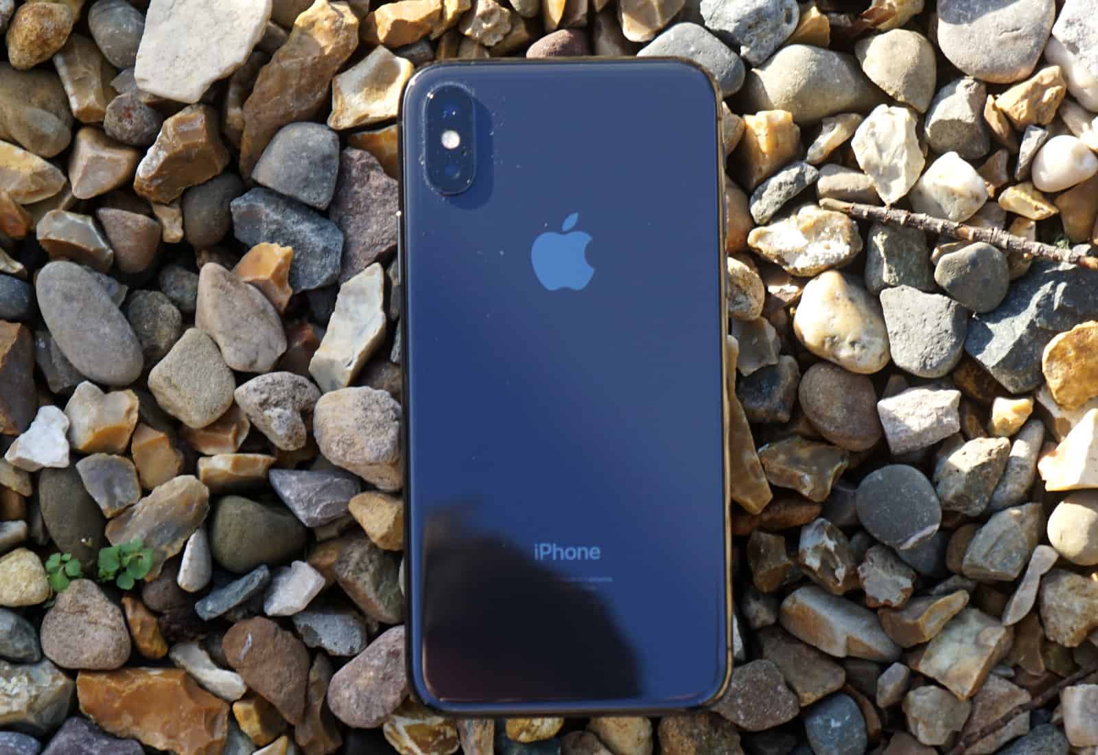 iPhone X