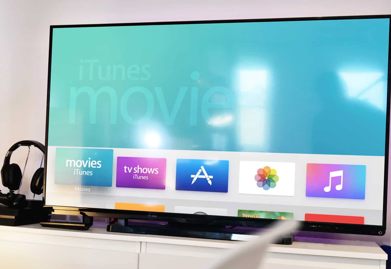Apple TV Closer