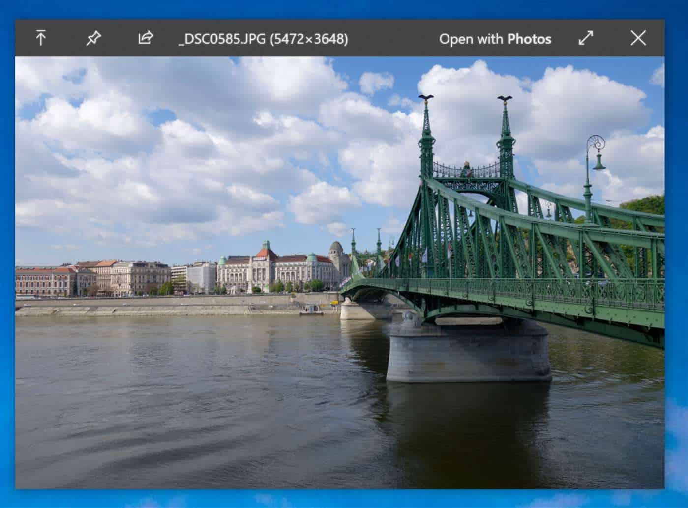 QuickLook for Windows 10