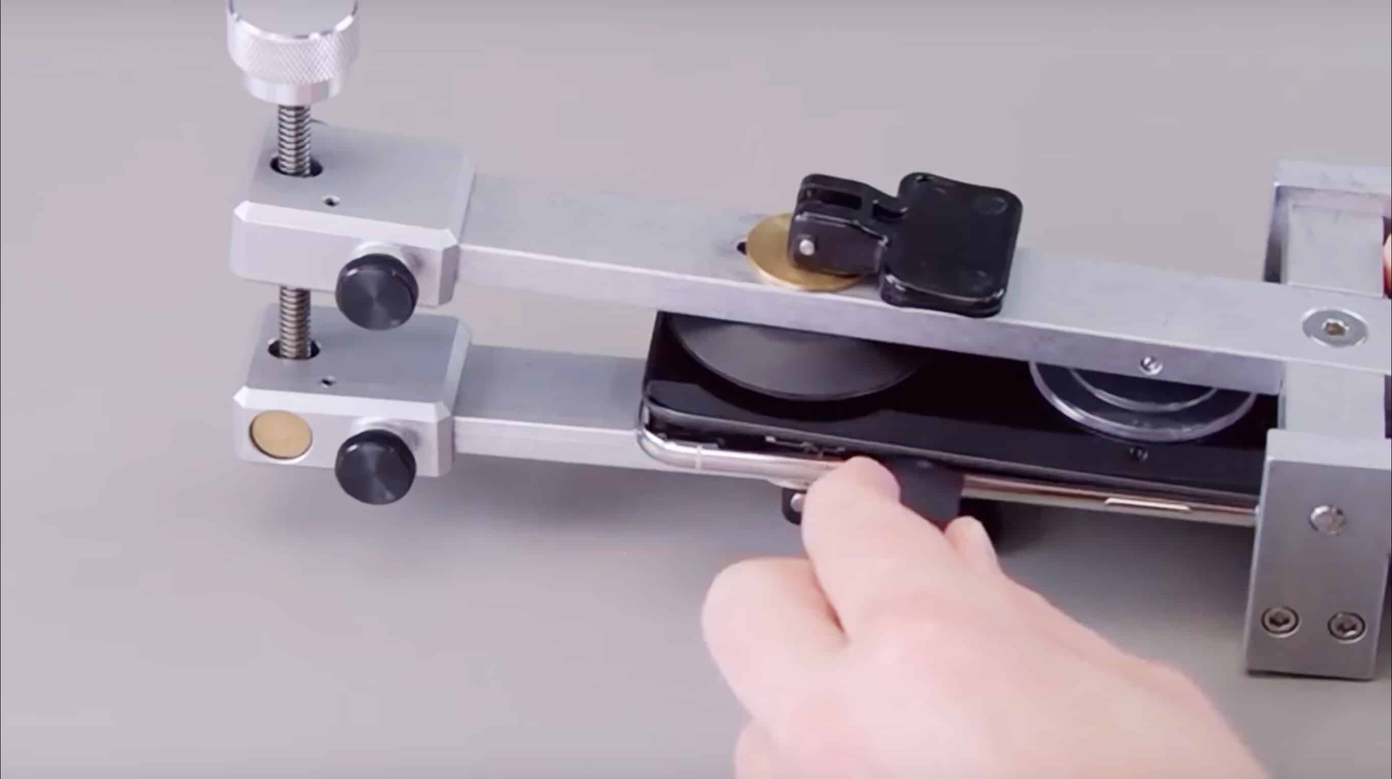 Apple repair techs have access to a lot of gear other people don't.