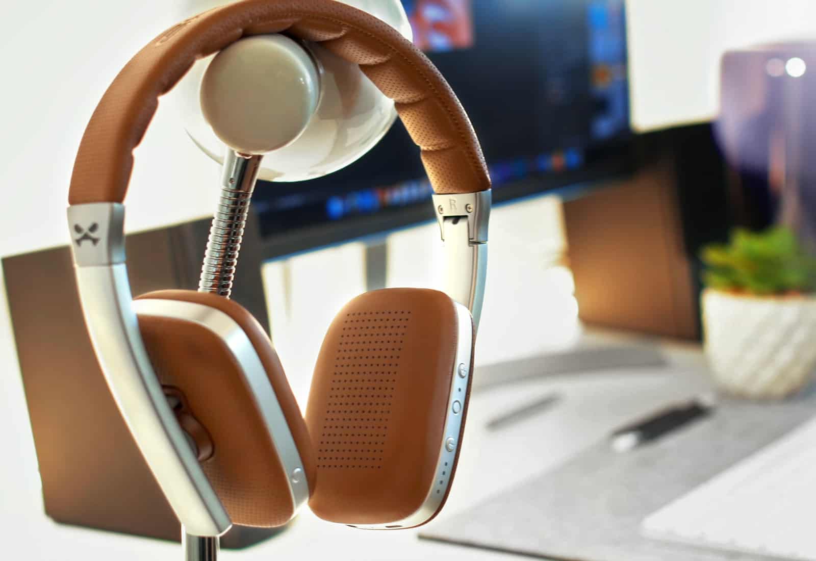 Ghostek Rapture Bluetooth headphones pack a premium look and feel.