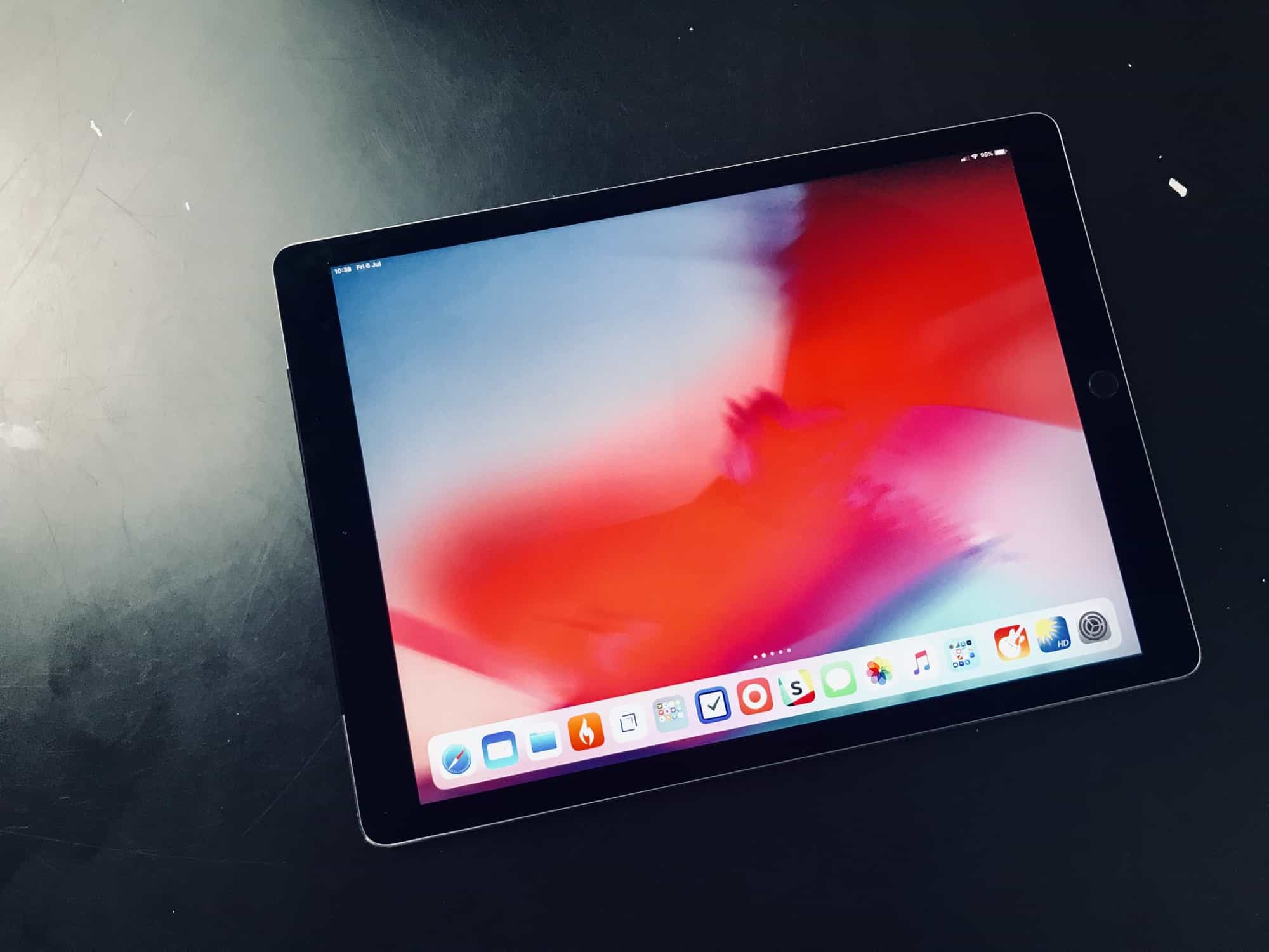 Look at this blank home screen. Just look at it.