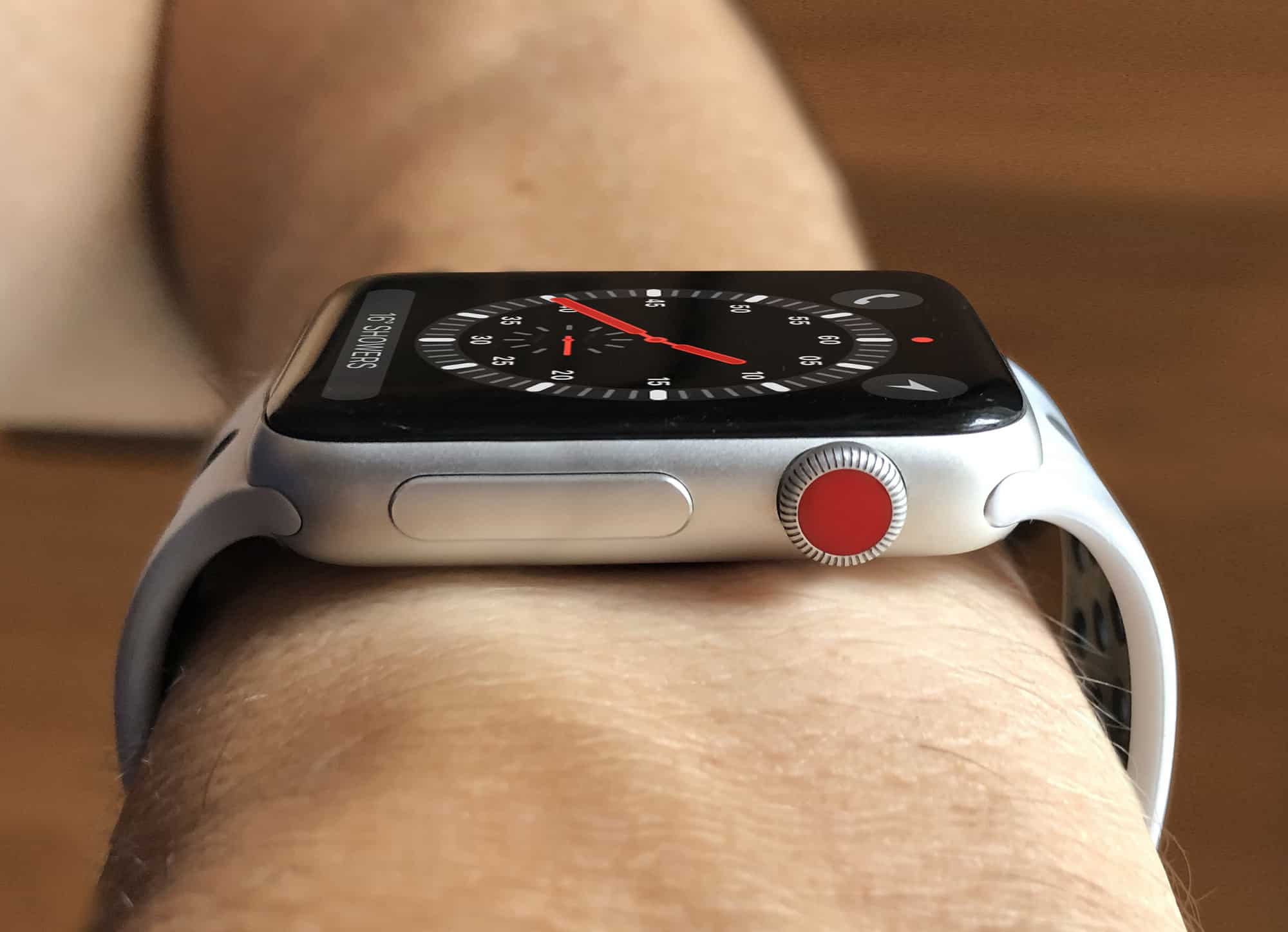 What cool new features are hidden inside that slimmer Apple Watch Series 4 frame? [Mockup]