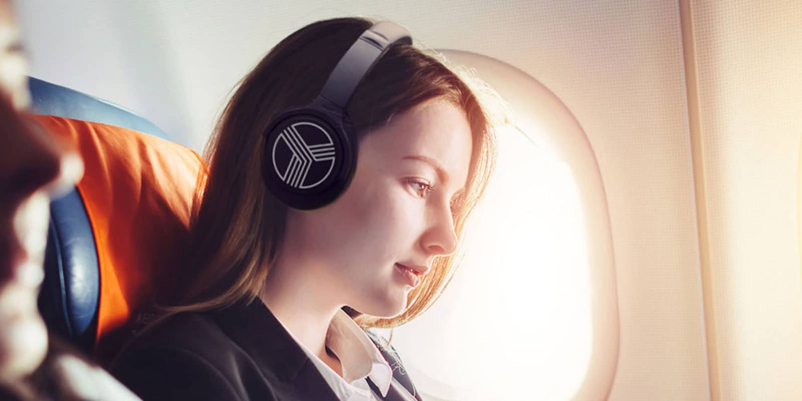 These over-ear headphones combine 35 hour battery life with Bluetooth convenience and noise cancellation.