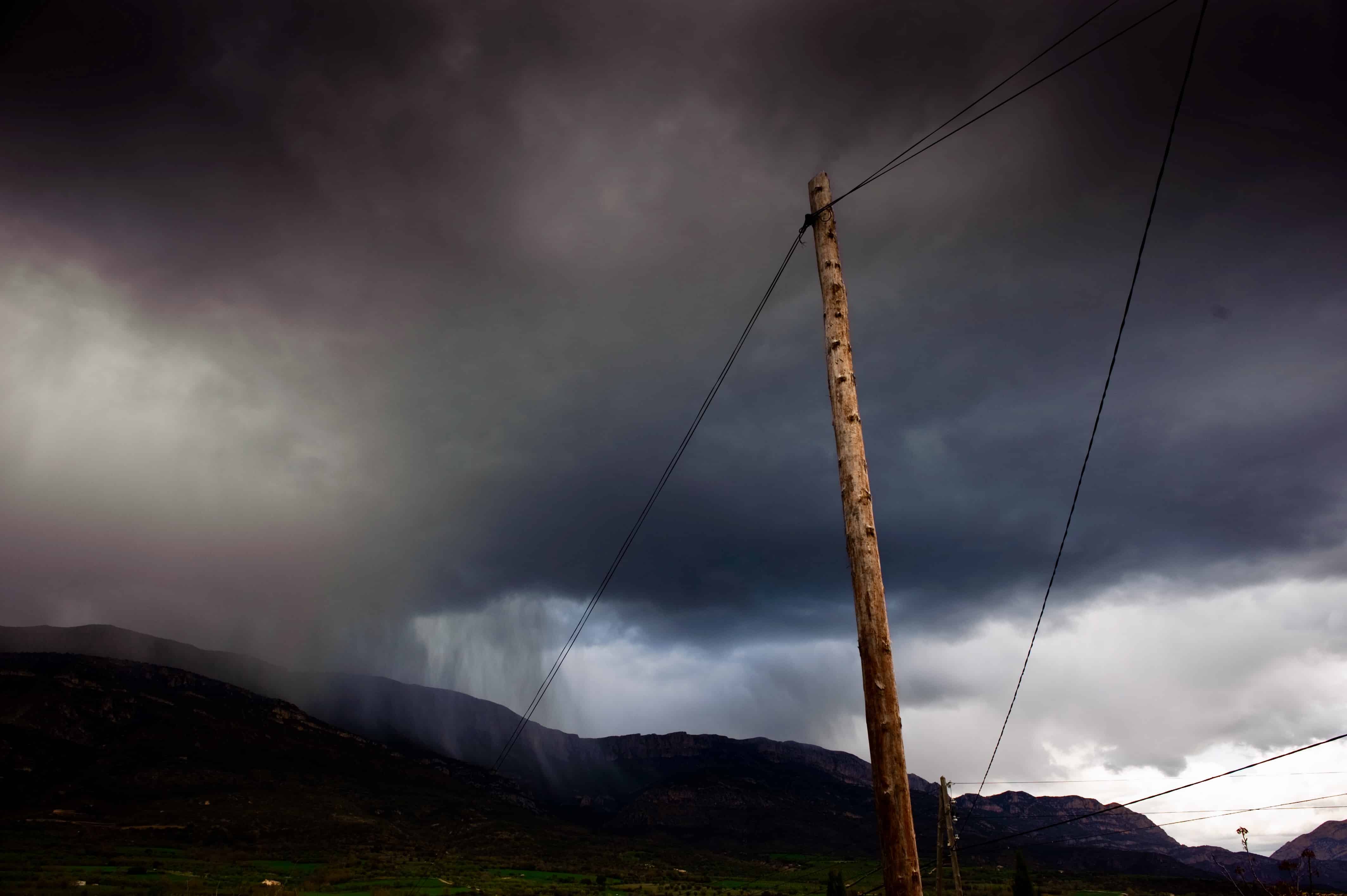 You don't need a weather app to see what's going to happen here.