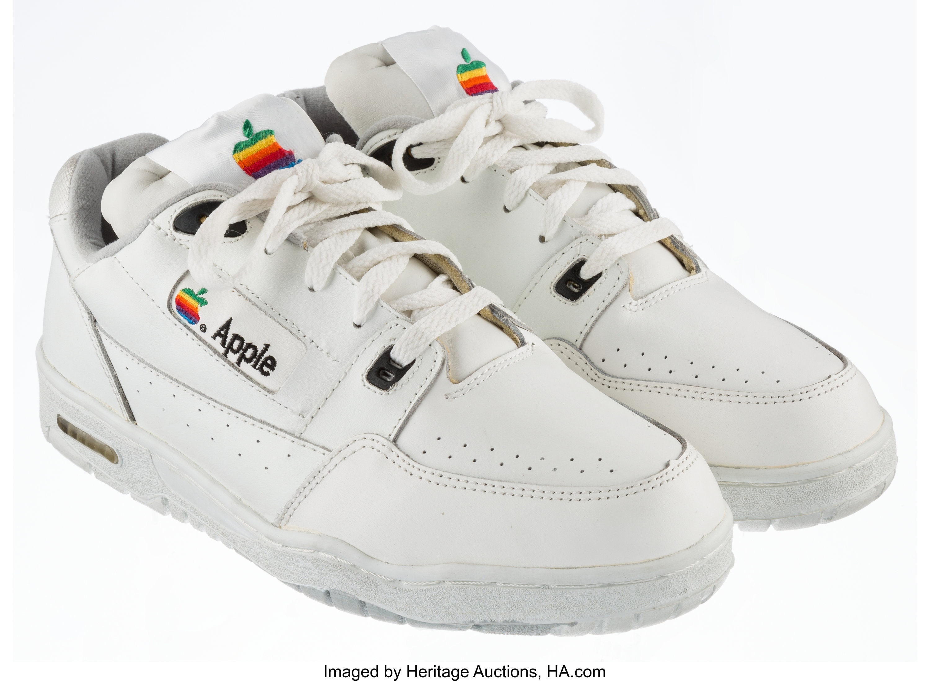 Apple sneaker 2