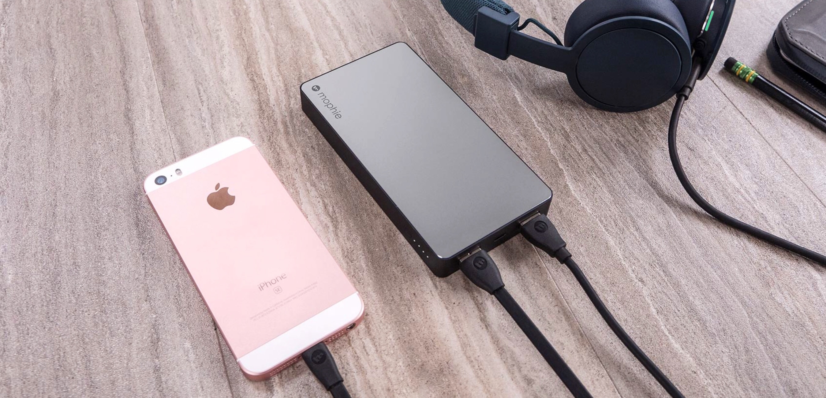 mophie Powerstation XXL was designed especially for devices with Lighting ports.