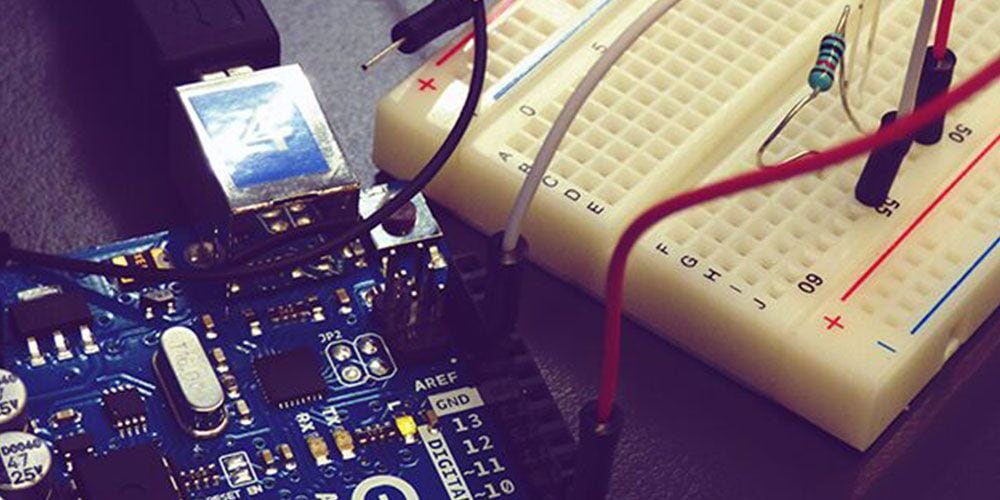 Get all the resources you need to start building all kinds of Arduino projects.