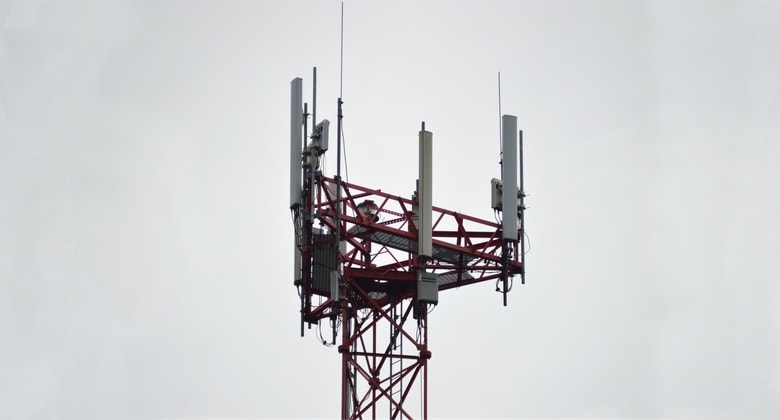 Stingrays mimic cell towers, and are used by both criminals and police.