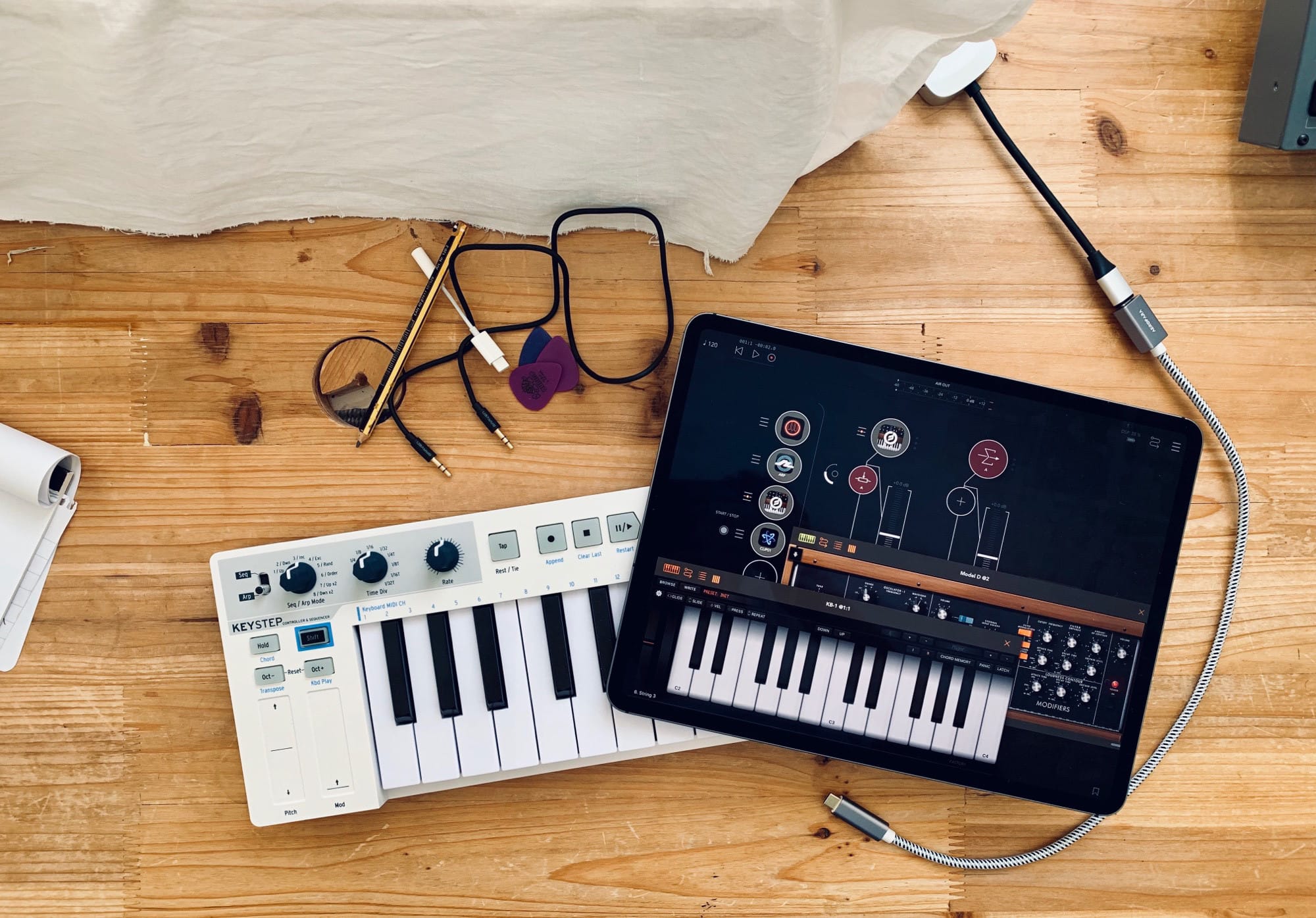 AUM should be on every musician’s iPad.
