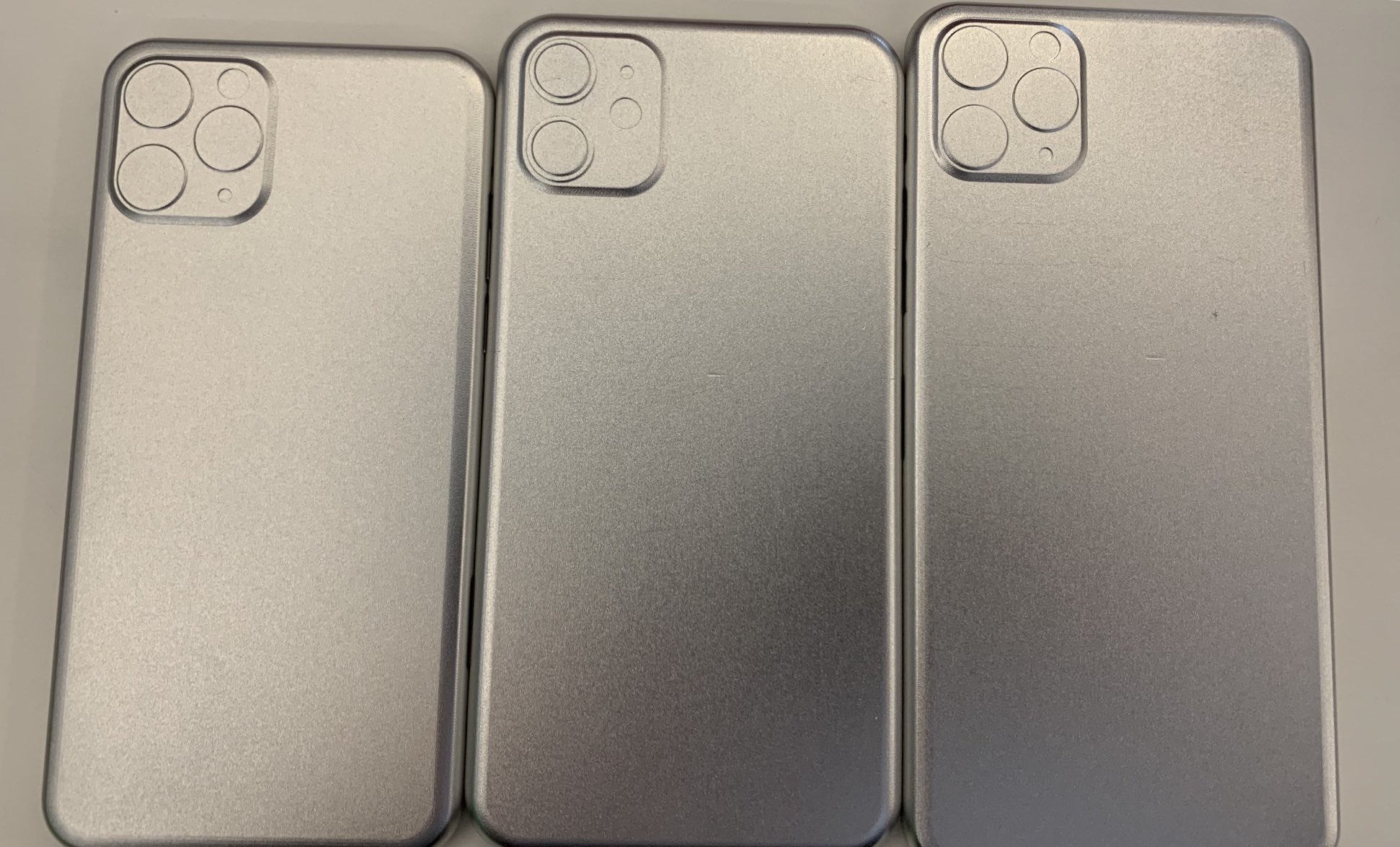 2019 iPhone molds