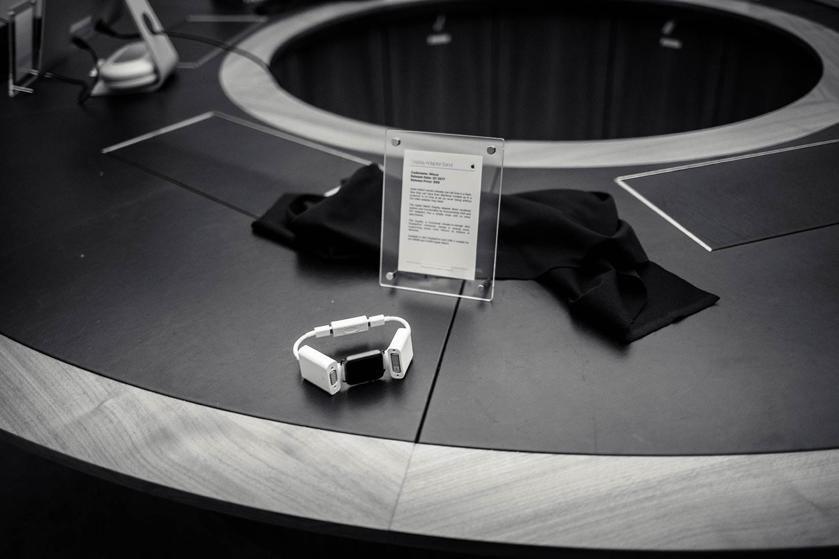 Apple escape room