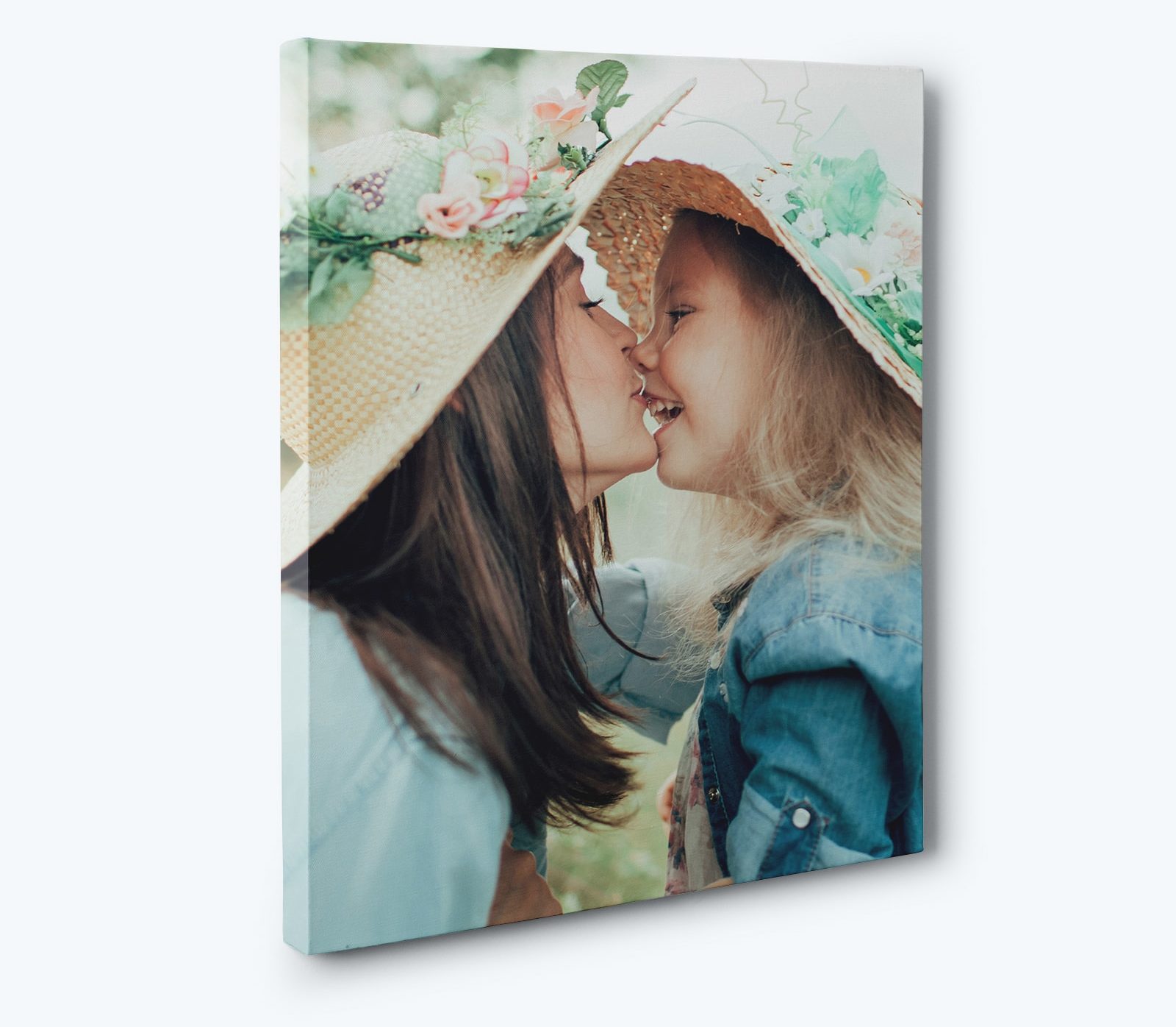 Print your iPhone photos on canvas with CanvasChamp.