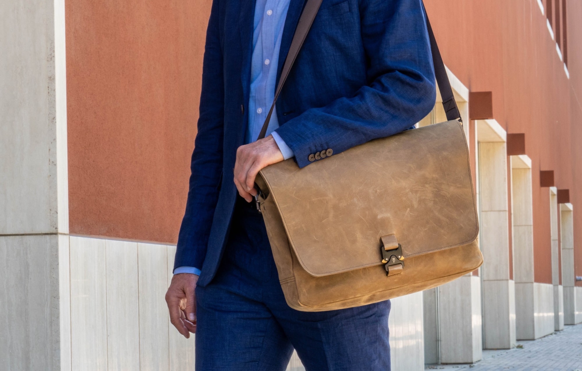 Briefcase messenger bag