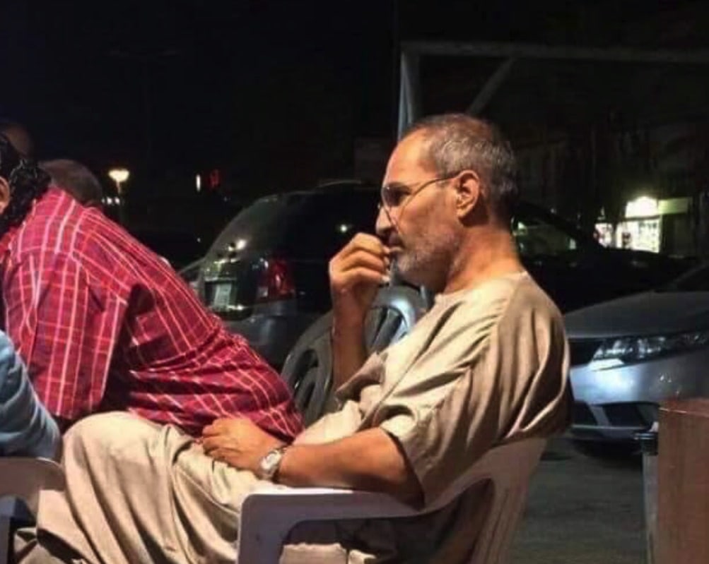 Steve Jobs look-alike spotted in Egypt. Now that's a 