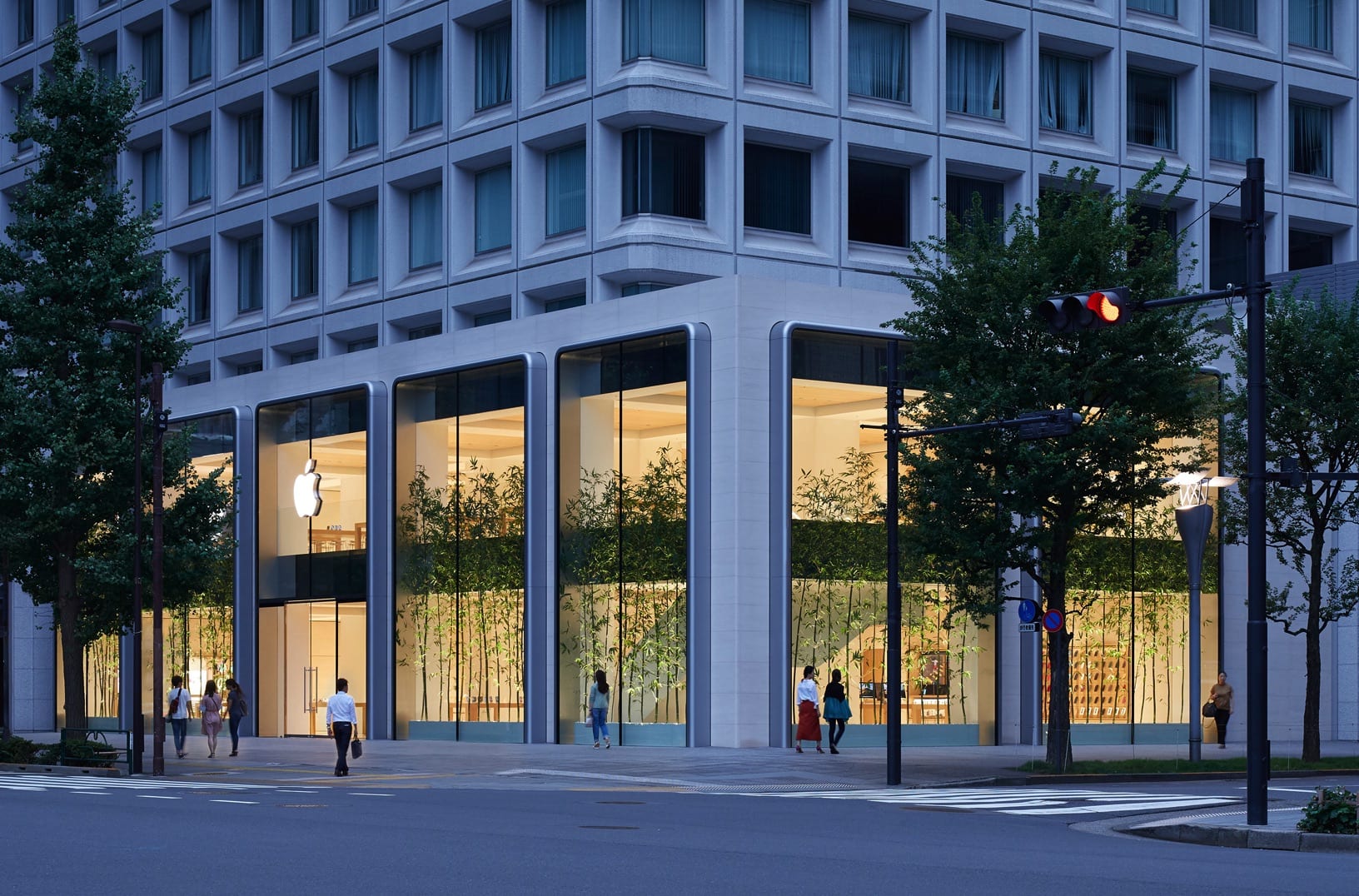 Apple new store in Japan