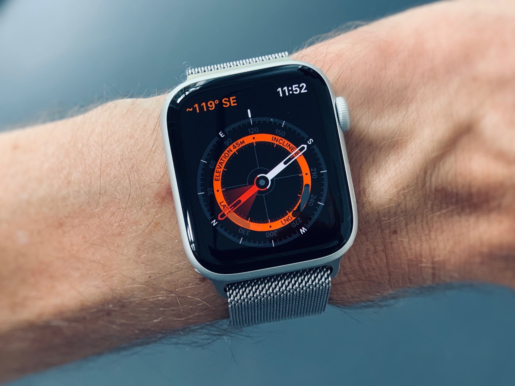 Apple Watch compass
