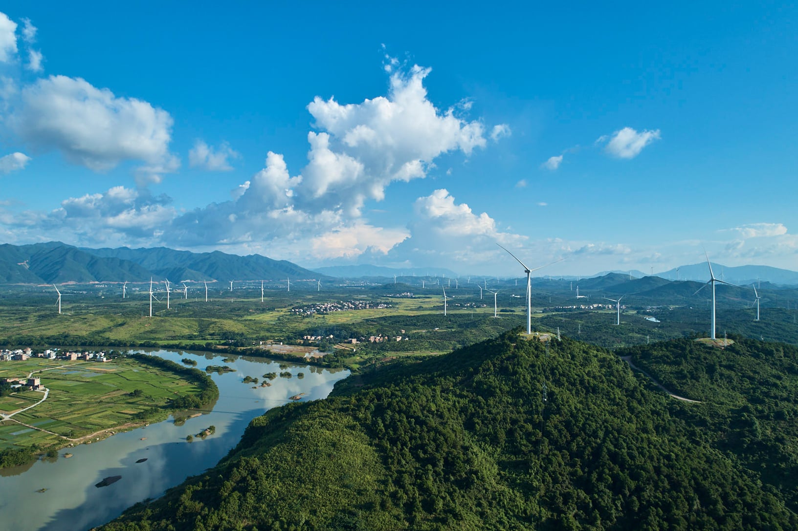 Apple awarded prize for 'environmental leadership' in China