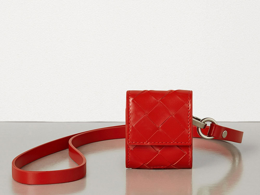 purse-like AirPods case